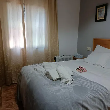 Bedroom With Private Bathroom And Two-bedroom Family In Quiet Forest 80m2 Large Swimming Pool Music Town The Garden And Swimmingpool And Garden Are Shared
